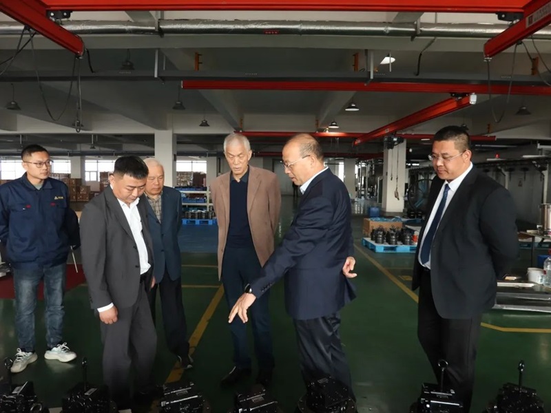 第七屆工程機械行業標準化工作會議暨2024年中國工程機械工業協會標準化工作委員會年會8.jpg 第七屆工程機械行業標準化工作會議暨2024年中國工程機械工業協會標準化工作委員會年會8.jpg